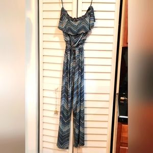 White House Black Market Iff the shoulder Jumpsuit M